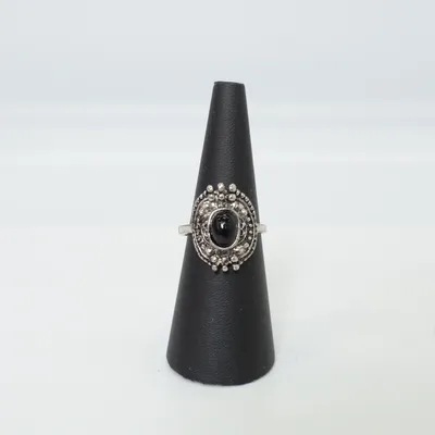 Ring (Svart, Silverfärgad) Okänd metall