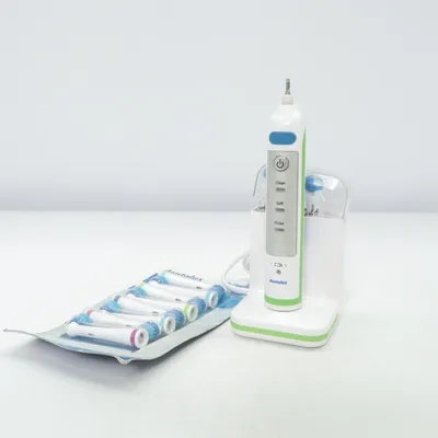 Elektrische tandenborstel (Wit) van Dentalux