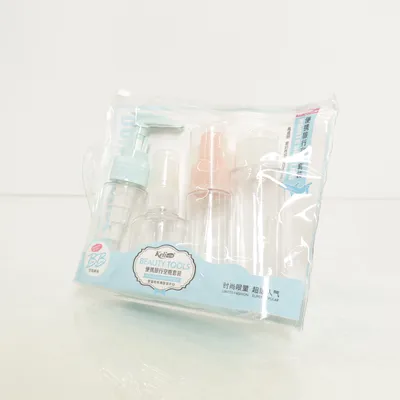 Resekit (Transparent) från Keli