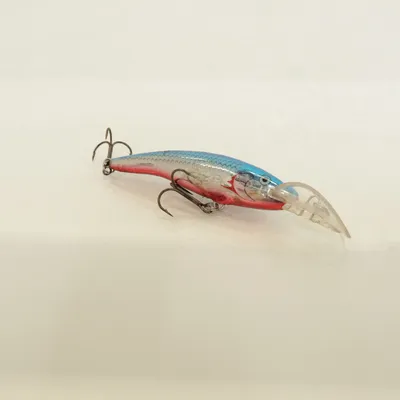 Fiskedrag (Blå, Silverfärgad, Röd) från Rapala