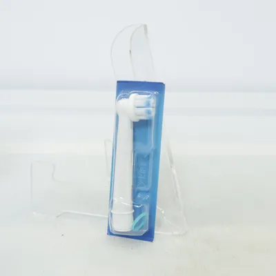 Toothbrush head (White) from Oral-B