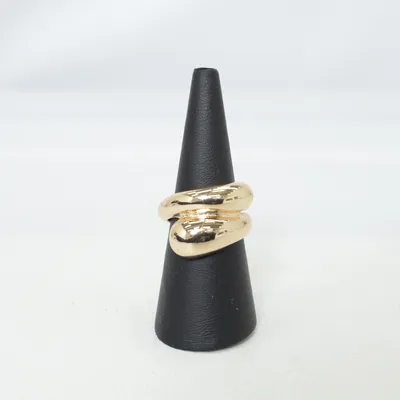Ring (Guldfärgad) Okänd metall
