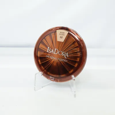 Bronzer (02 NUDE FLUSH) från IsaDora