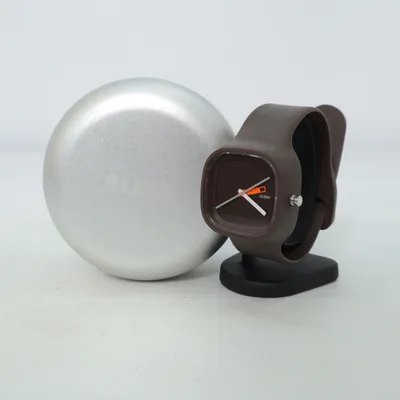 Armbåndsur (Karim Rashid) fra Alessi