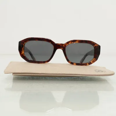 Solglasögon (Brun) från Meller