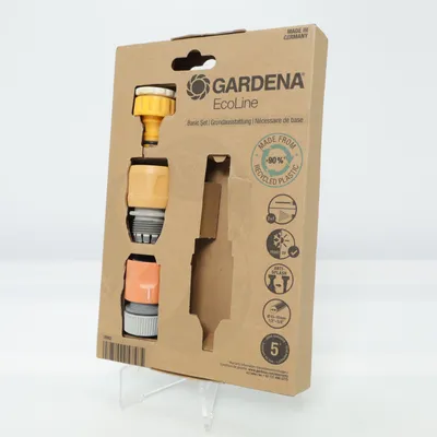 Byggetilbehør (Gardena • EcoLine • Basic Set • trädgårdstillbehör • slangkoppling • bevattningsset • garden kit • vattenkoppling • trädgårdsbevattning • Gardena tillbehör • slangset • hose connector • eco gardening • sustainable living • recycled plastic • smart gardening • outdoor essentials • villa lifestyle • green living • gardening tools • home garden • modern gardening) fra Gardena