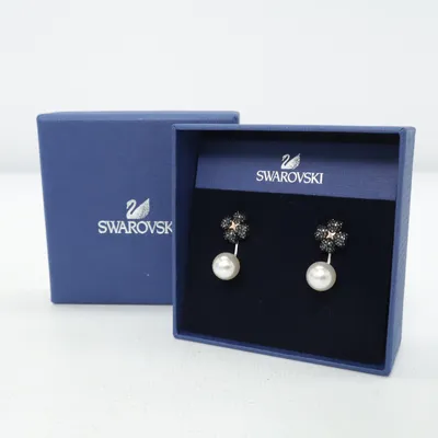 Oorbellen (Zwart, Wit, Zilver) van Swarovski Onbekend materiaal