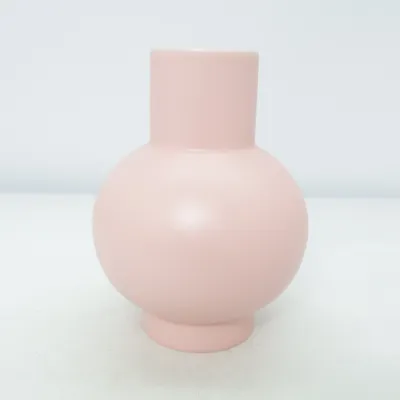 Vase (Pink) from Raawii