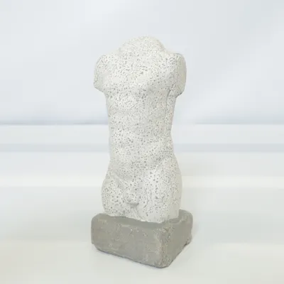 Figurin (Lergods) från Wikholm form