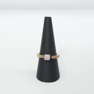 Ring (Guldfärgad) från Edblad Okänd metall