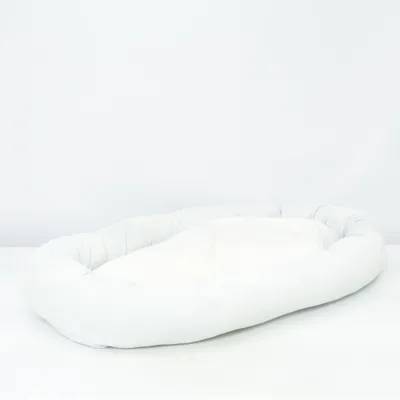Babynest (Gray, White) from Baby Dan