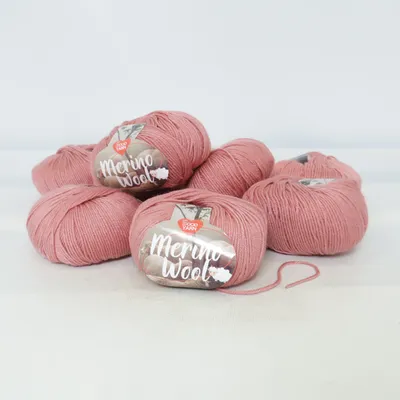 Garn (Pink) fra Merino Wool Polyester, Uld