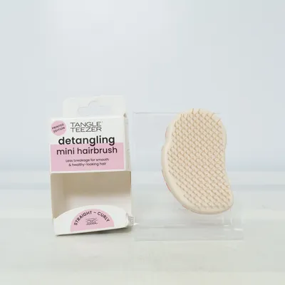 Hairbrush (Detangling Mini Hairbrush) from Tangle Teezer
