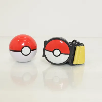 Spiltilbehør (Sort, Rød, Hvid) fra Nintendo