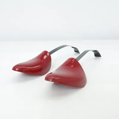 Shoe tree (Red) from Nico Nico