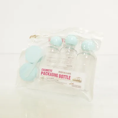 Resekit (Transparent, Blå) från Keli