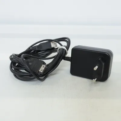 Mobile charger (Hp-Ac010l6e) from Hipro