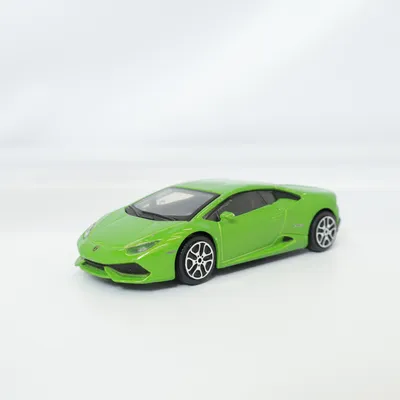 Model car (Huracan LP 610-4) from Burago