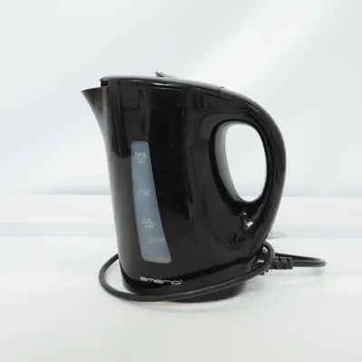 Vattenkokare (Svart) från Emerio