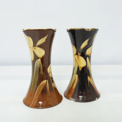 Vase (Marron, Noir, Jaune)