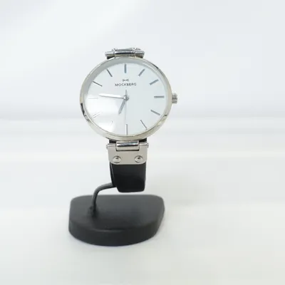 Montre (Noir, Argent, Blanc) de Mockberg