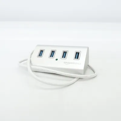 USB hub (B074ZTJNXX) from Amazon Basics