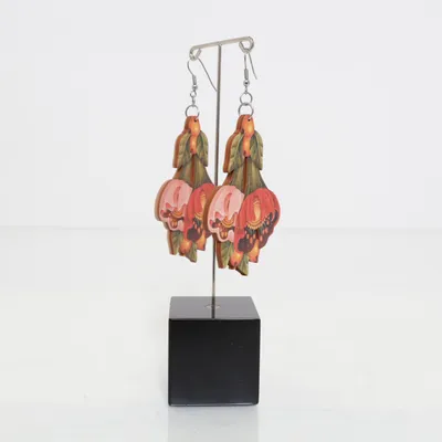 Oorbellen (Rood, Roze, Groen) Onbekend materiaal, Hout
