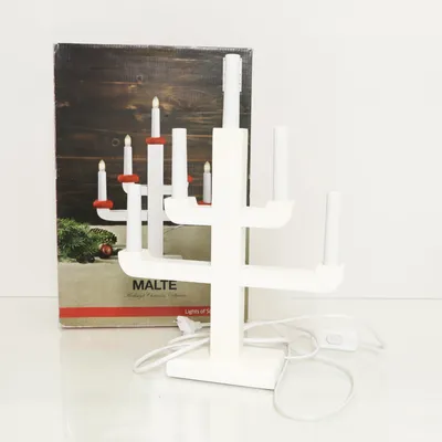 Elektrisk adventsljusstake (Vit) från Markslöjd