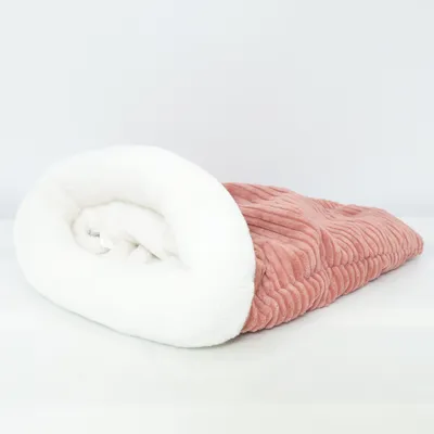 Husdjurssäng (Rosa, Vit) från Modern Living