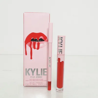 Makeupset (Red Velvet) från Kylie Jenner