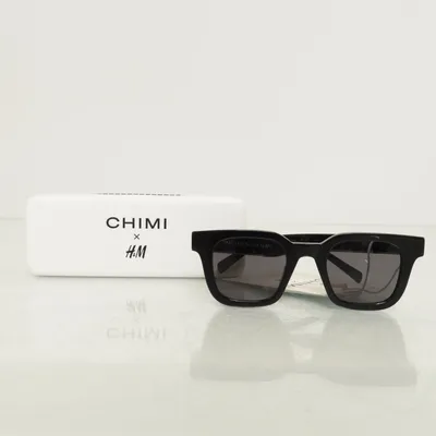 Sunglasses (inklusive fodral och putsduk. Design Collab, Collaboration, Limited Edition) from Chimi Eyewear x H&M