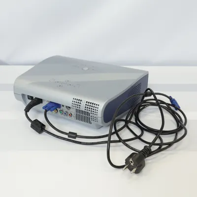 Projektor (Silverfärgad) från Sanyo