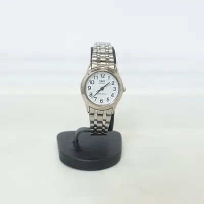 Armbanduhr (Silber) von Q&Q
