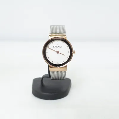 Montre (Argent, Or, Blanc) de Skagen