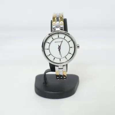 Armbandsur (Silverfärgad, Guldfärgad, Vit) från Pierre Cardin
