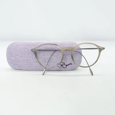 Glasses (Gray)