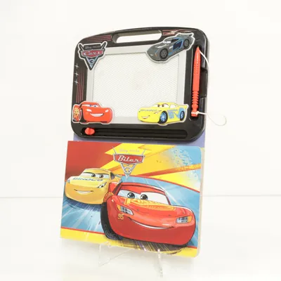 Rittavla (Röd, Gul, Svart) från Disney Pixar