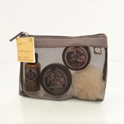 Hudvårdsset (Deluxe Edition) från The Body Shop