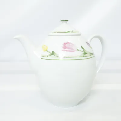 Tekanna (Vit, Flerfärgad) från Fyrklövern