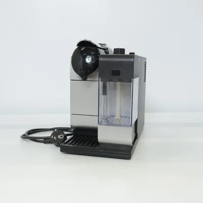 Kaffemaskin (Svart, Silverfärgad) från DeLonghi