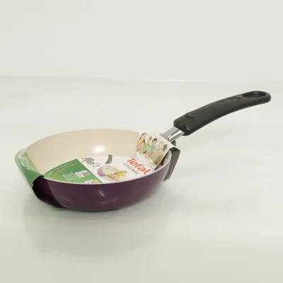 Stekpanna (Svart, Röd, Beige) från Tefal