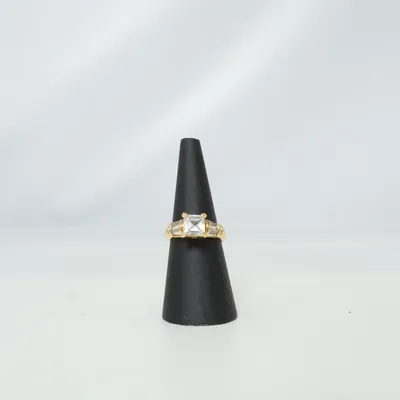 Ring (Goud) Onbekend materiaal