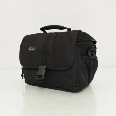 Kameraväska (Svart) från Lowepro