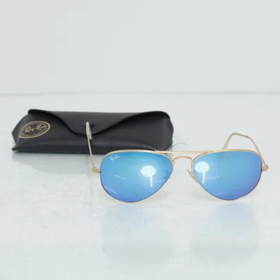 Solglasögon (RB3025) från Ray-Ban