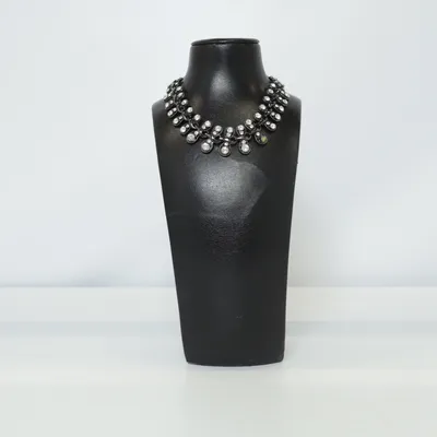 Halsband (Svart) från Glitter Okänd metall