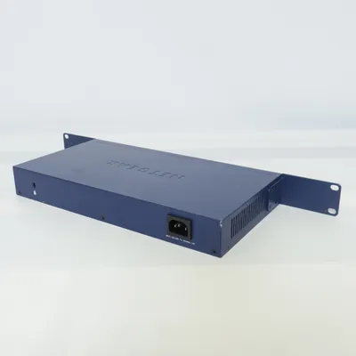 Commutateur réseau (ProSafe 24 Port Gigabit Switch JGS524 v2) de Netgear