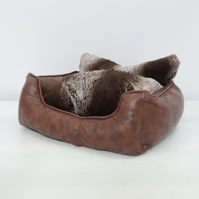 Pet bed (Brown) from Shelly
