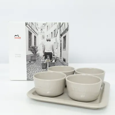 Ensemble de vaisselle (Beige) de STAUB