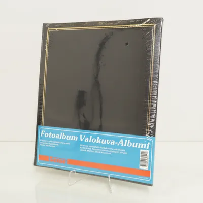 Fotoalbum (https://www.sellpy.se/item/JkghQhYHEV - Exakt likadant fotoalbum som in denna annons.) från Sense