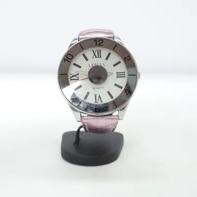 Wristwatch (Pink, Silver) from Leslly